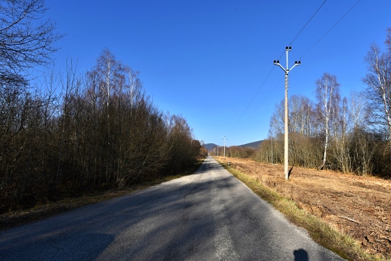 Jablonec, přístupová cesta k bývalé obci